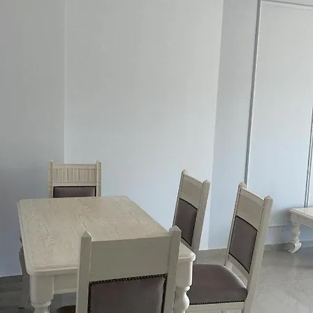 Fishta Hostel Velipojë